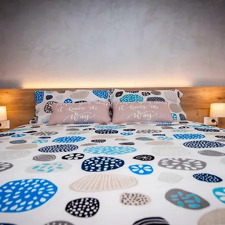 Studio Apartment Kris Rovinj Exterior photo